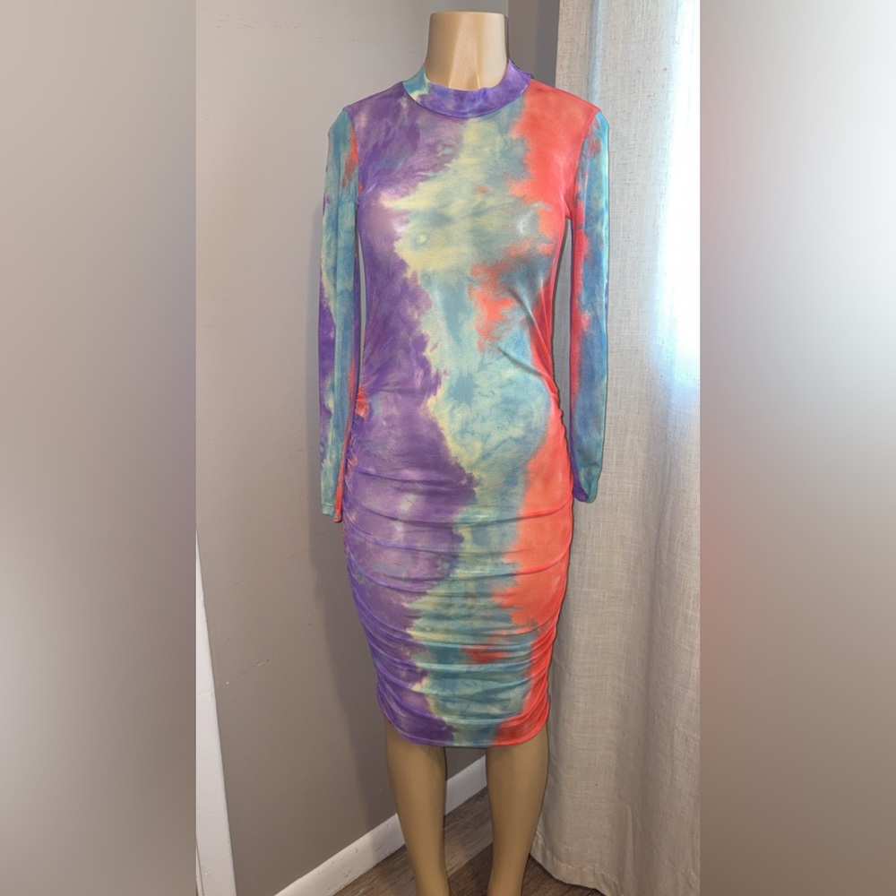 Multicolor Tie-Dye Long Sleeve Dress